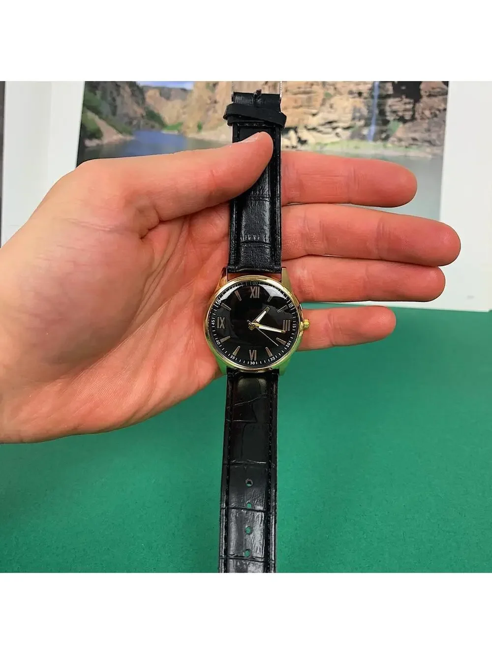 Minimalistic Black essential watch. 9 inches length. Is adjustable from 7-9